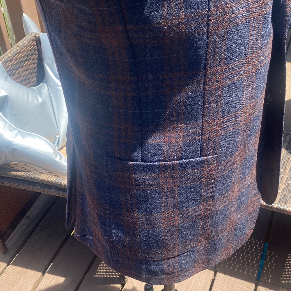 Jos. A. Bank Navy and Brown Plaid Sport Coat - Picture 5 of 7